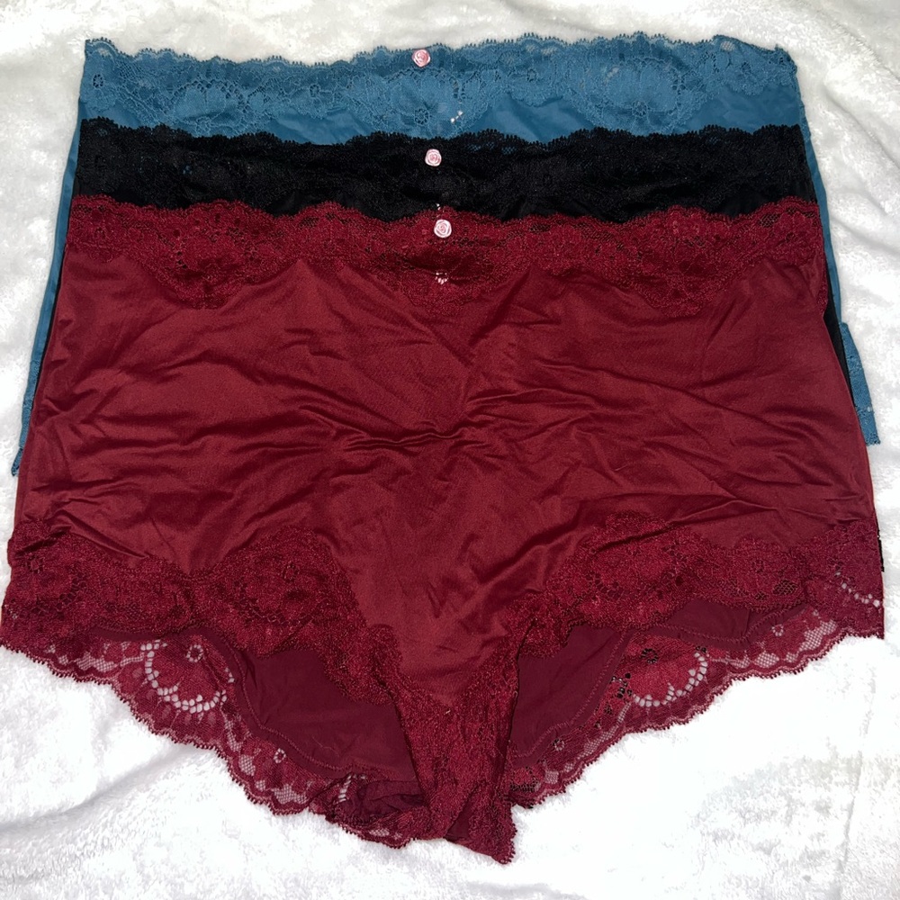 Victoria’s Secret Lace-Trim High-Waist Boy Shorts